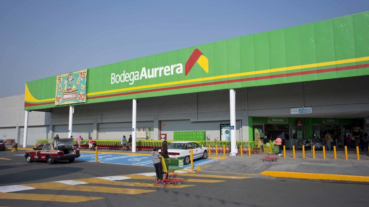 Cash traffic generation and follower acquisition